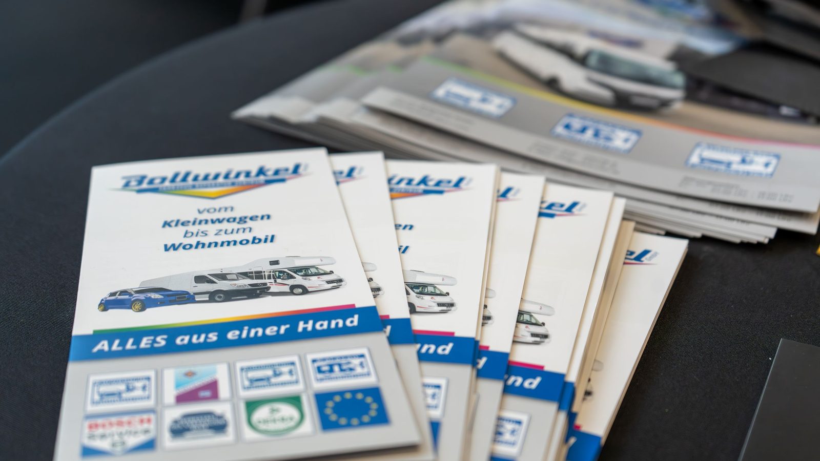 Gedruckte Flyer für Bollwinkel: Wohnmobil-Service aus einer Hand