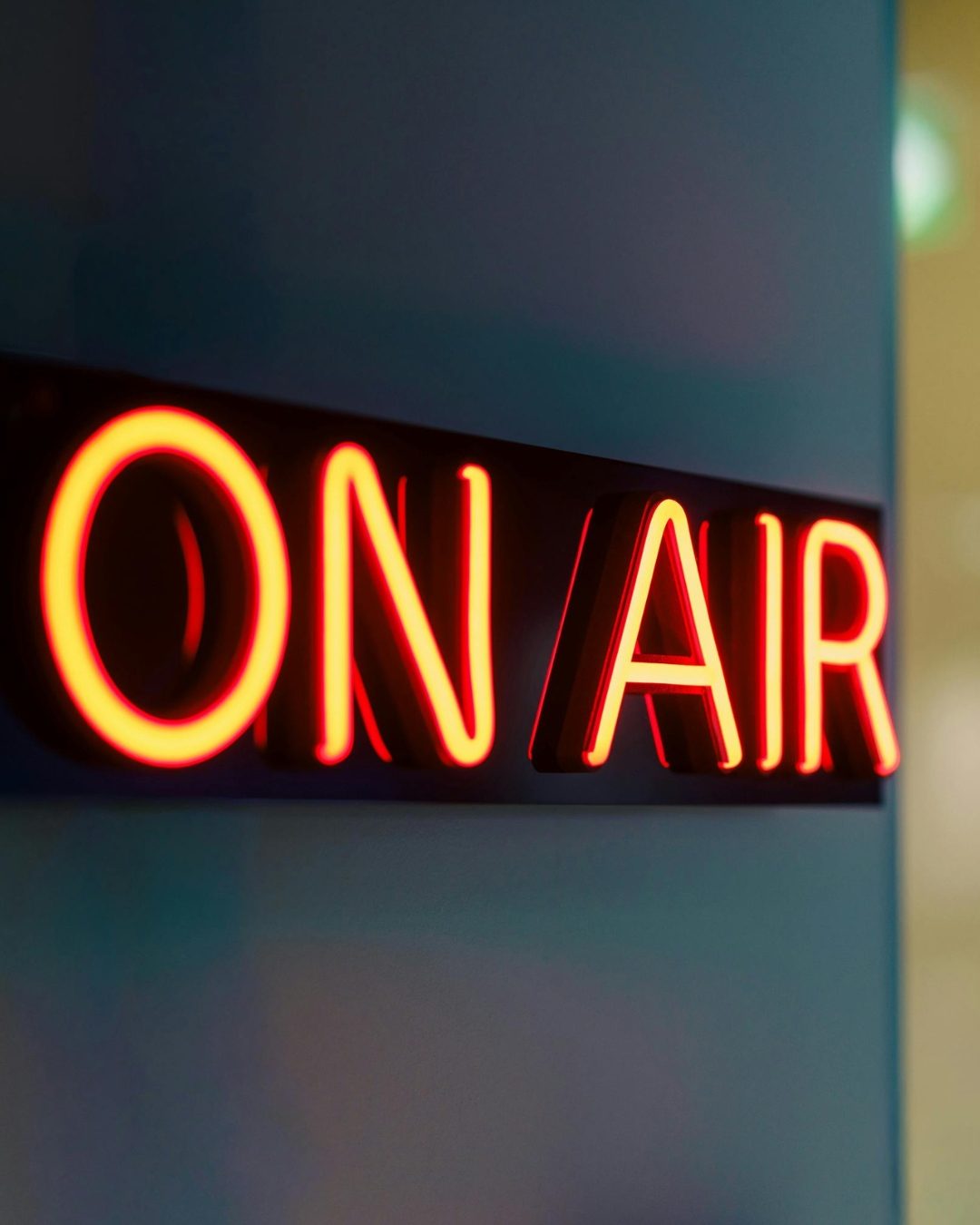 On-Air-Leuchtschild im Podcast-Studio von Green Media Bremen