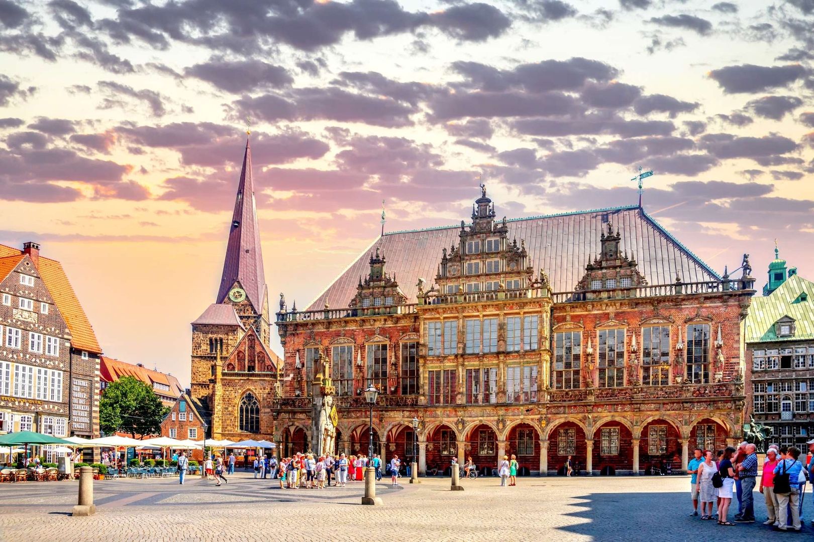 Bremer Stadtzentrum mit einem Sonnenuntergang